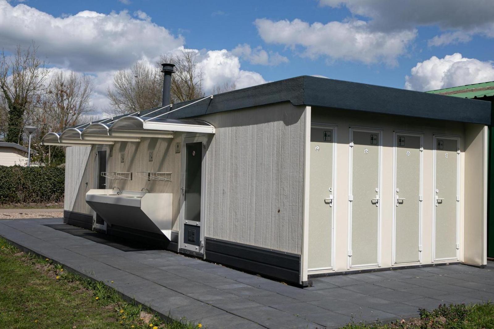 טרוולדה Recreatiepark En Jachthaven De Scherpenhof מראה חיצוני תמונה